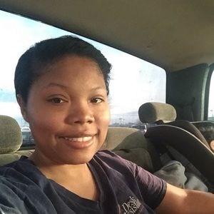 Meet your Posher, Rochelle